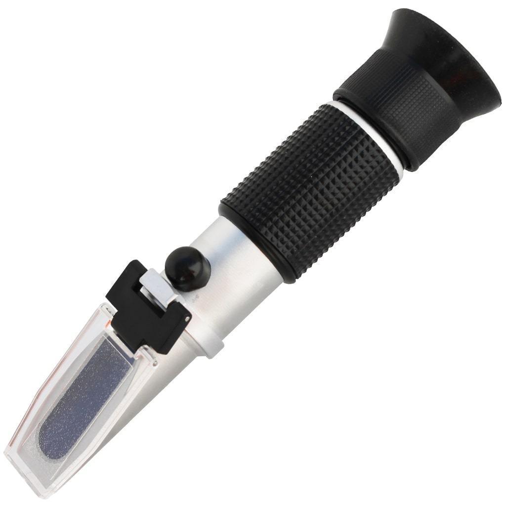 HANDHELD REFRACTOMETER